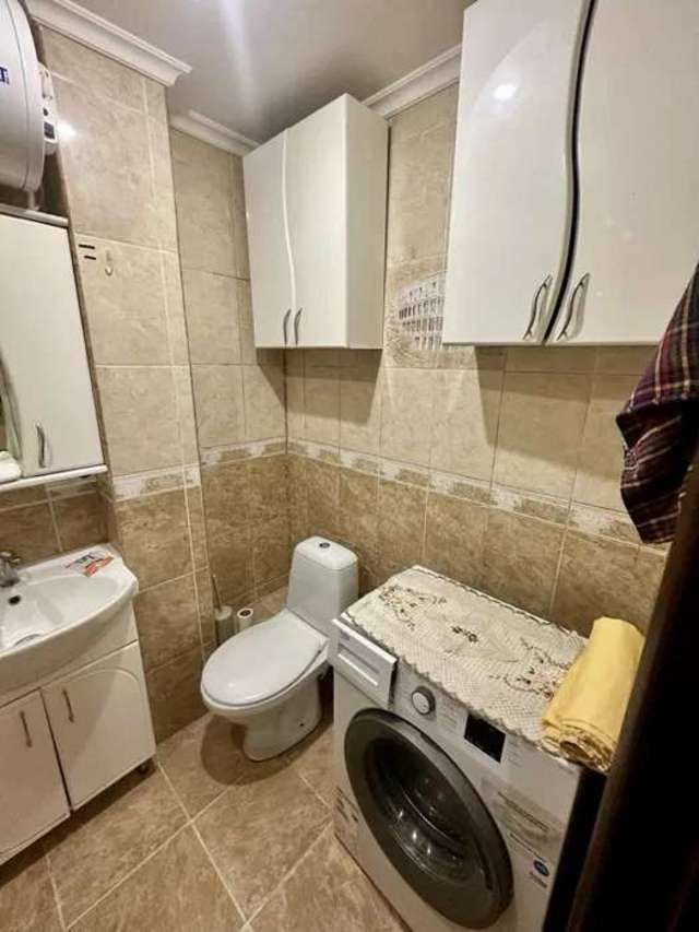 1837089816588634