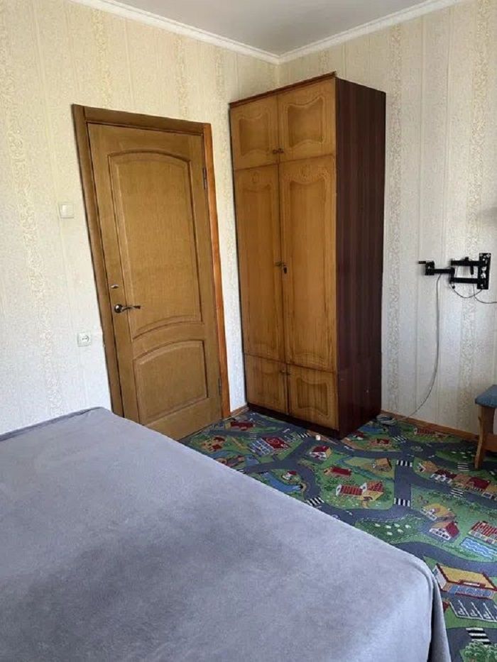 1834632256811635