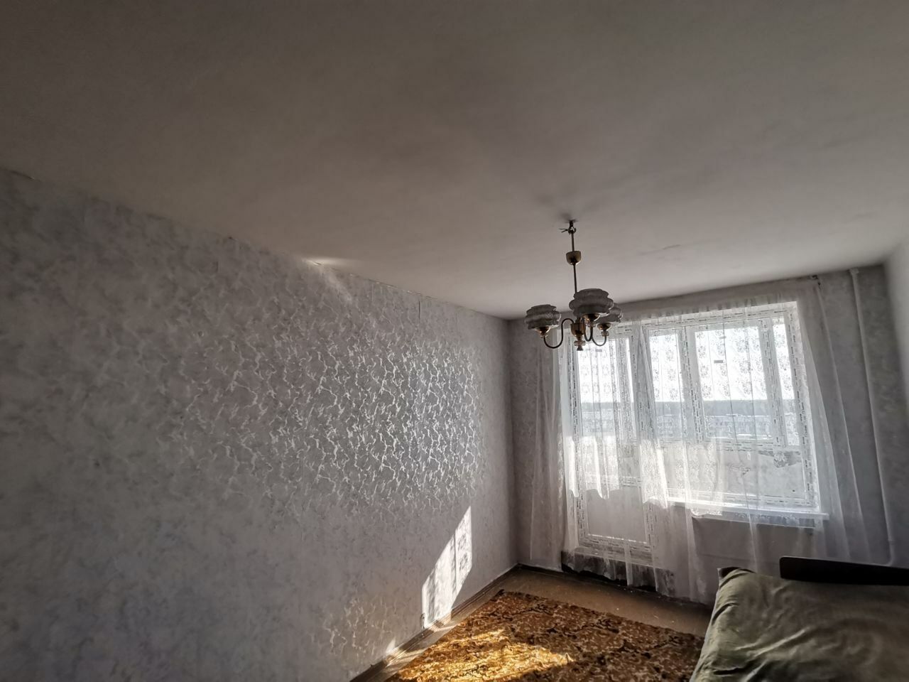 1825038721437636
