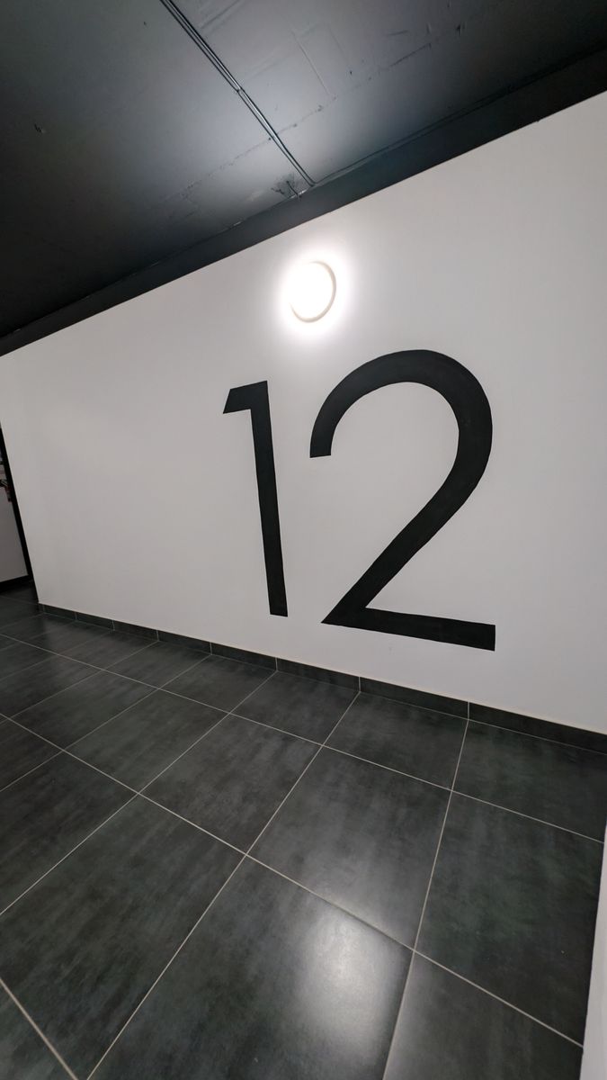 1839149114363637