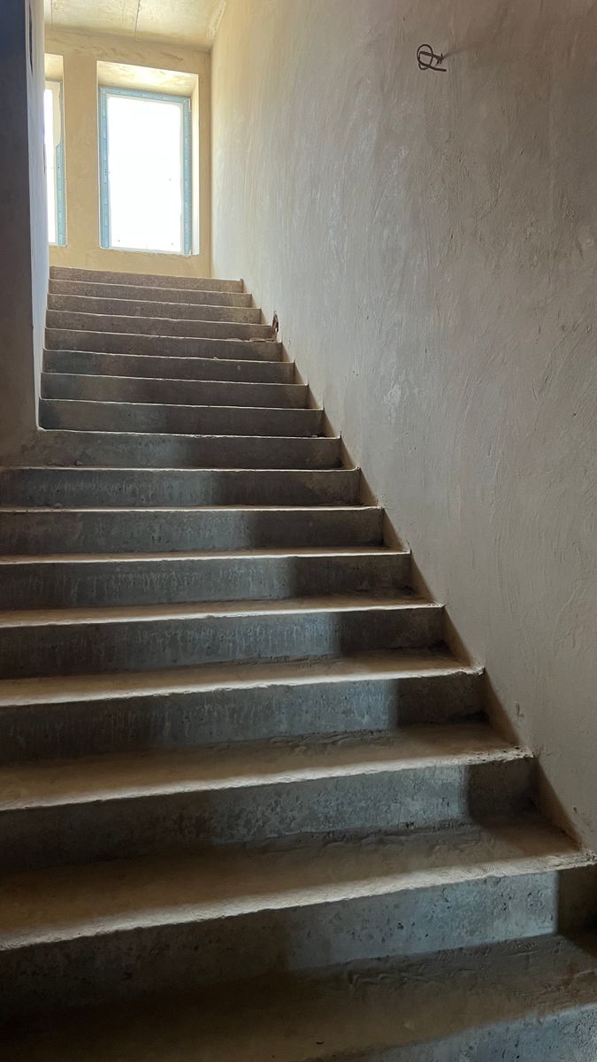 1836843279505638