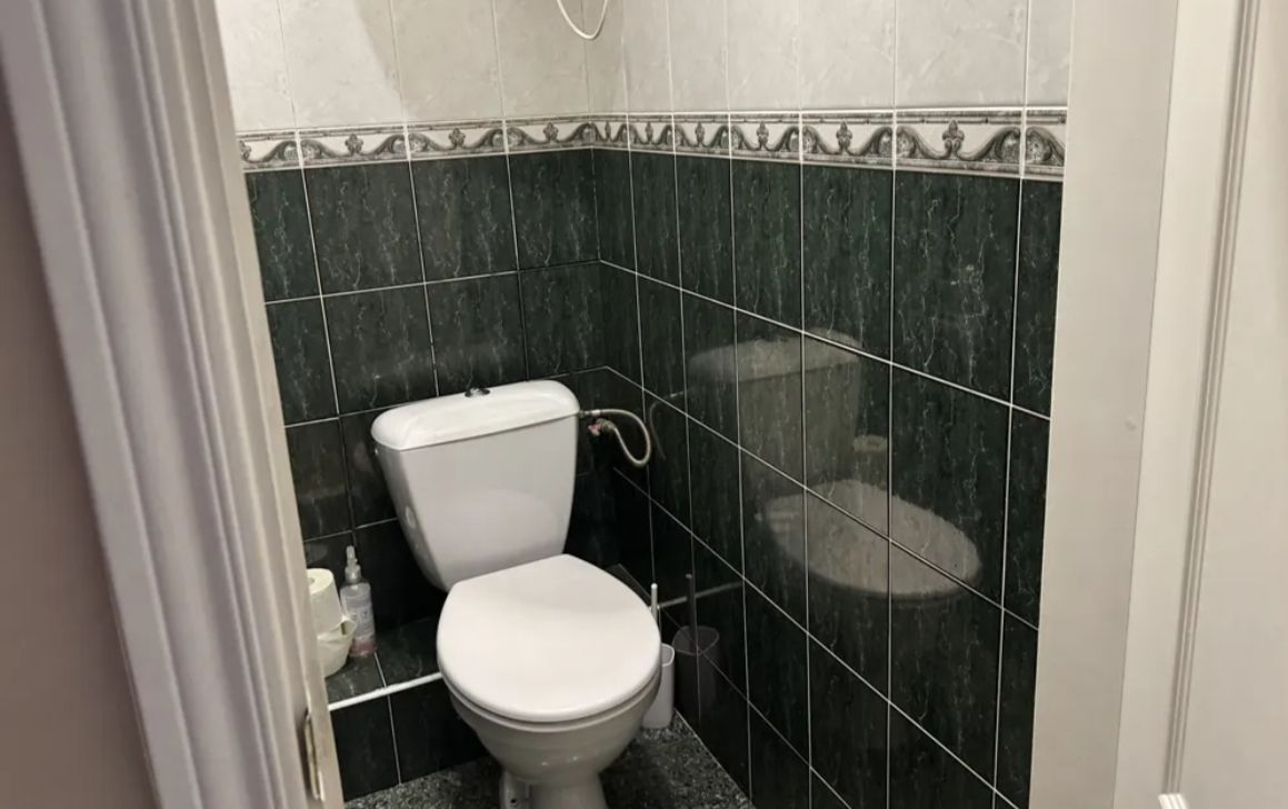 1837820337590638