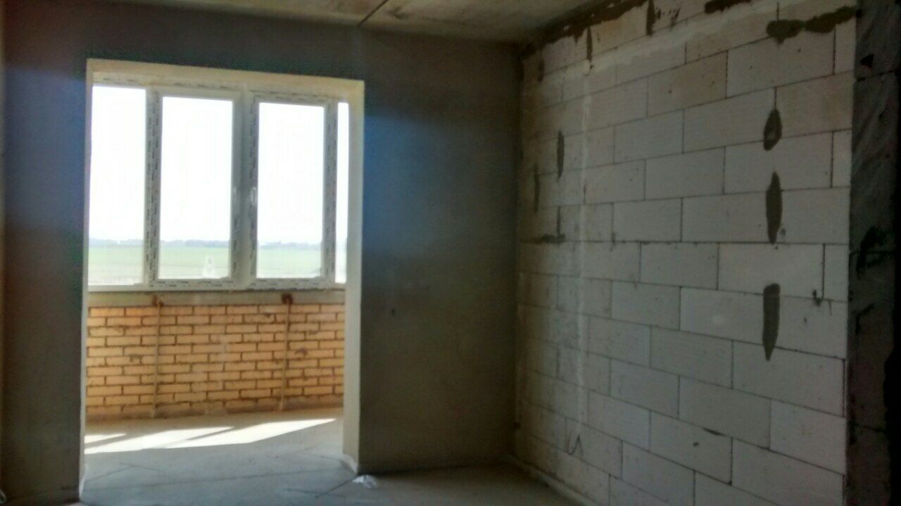 1833280786303639