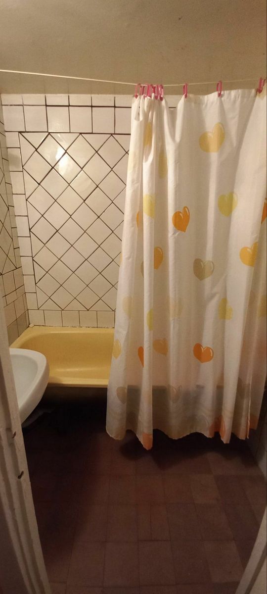 1837079744615639