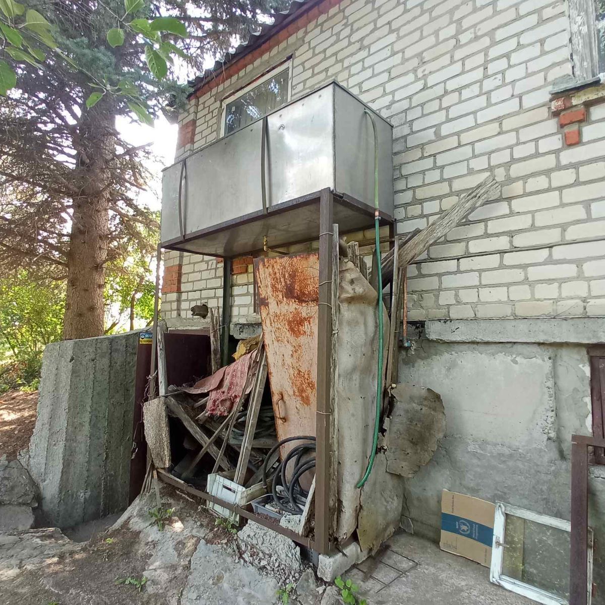 1836013836563064