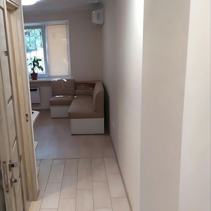 1832836227959640