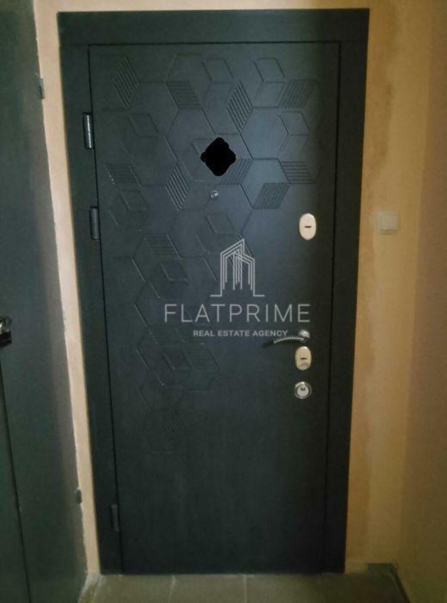 1833441393147640