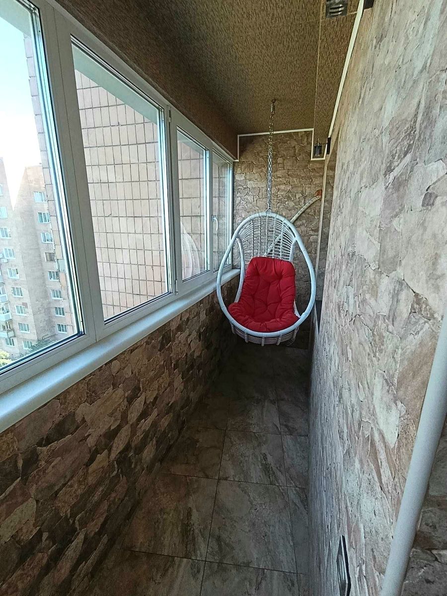 1837995334388640