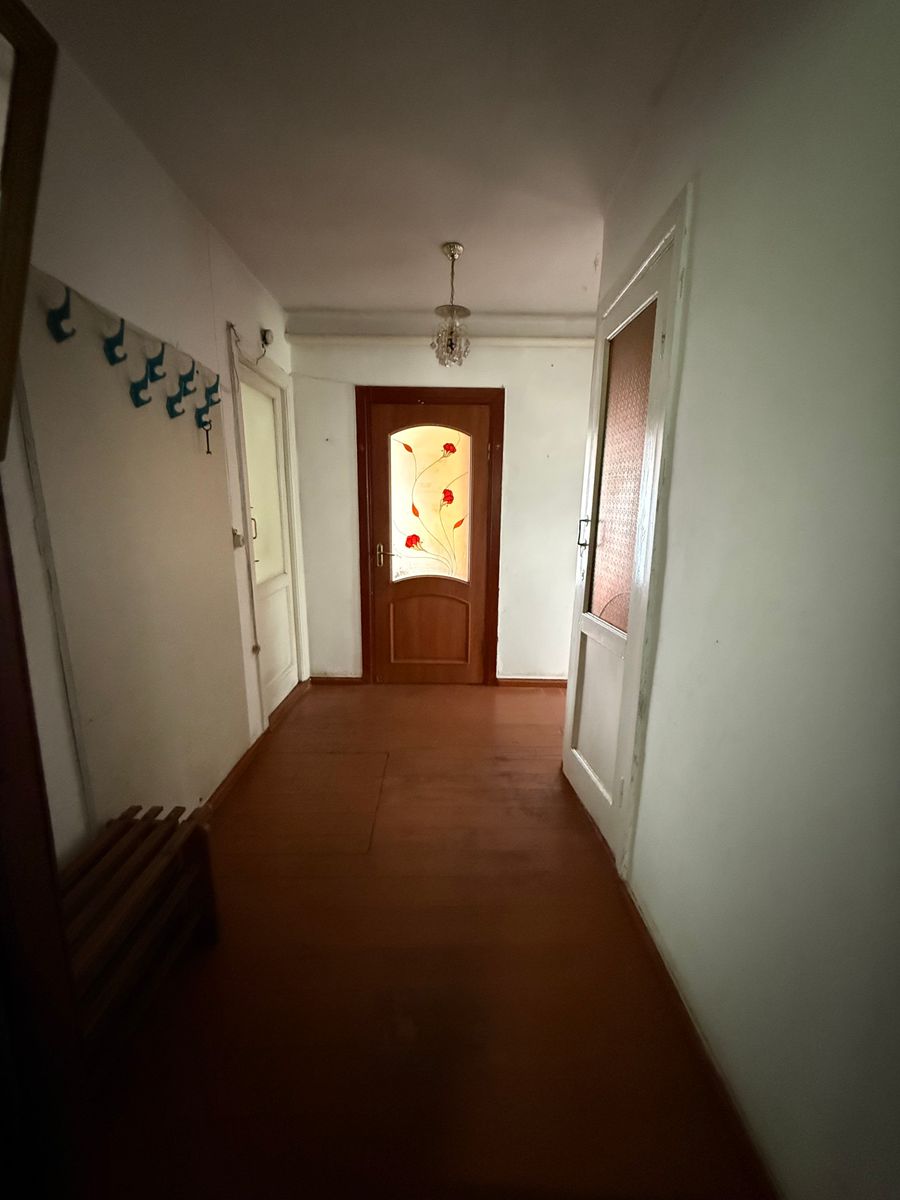1837469048422641