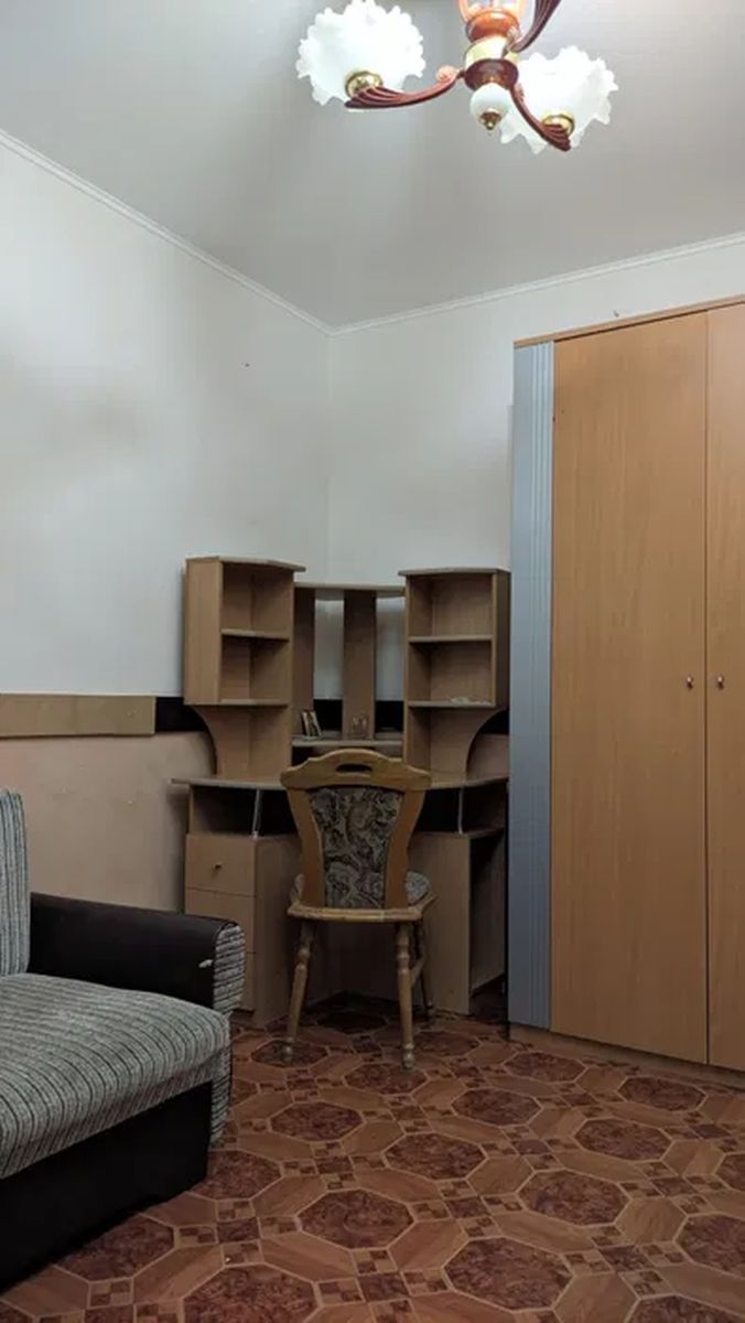 1835348259250642