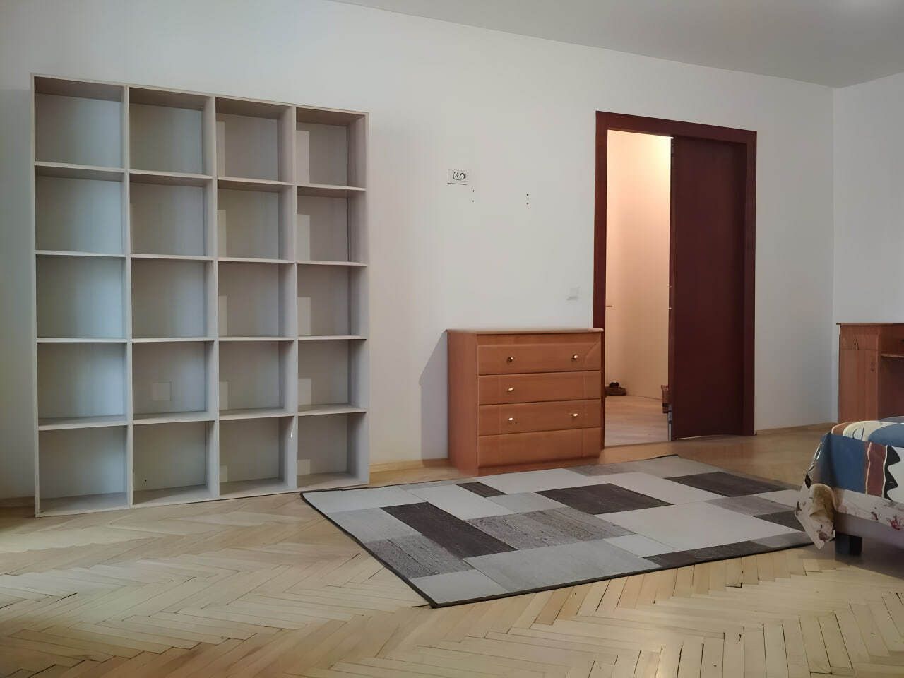 1835911867995643