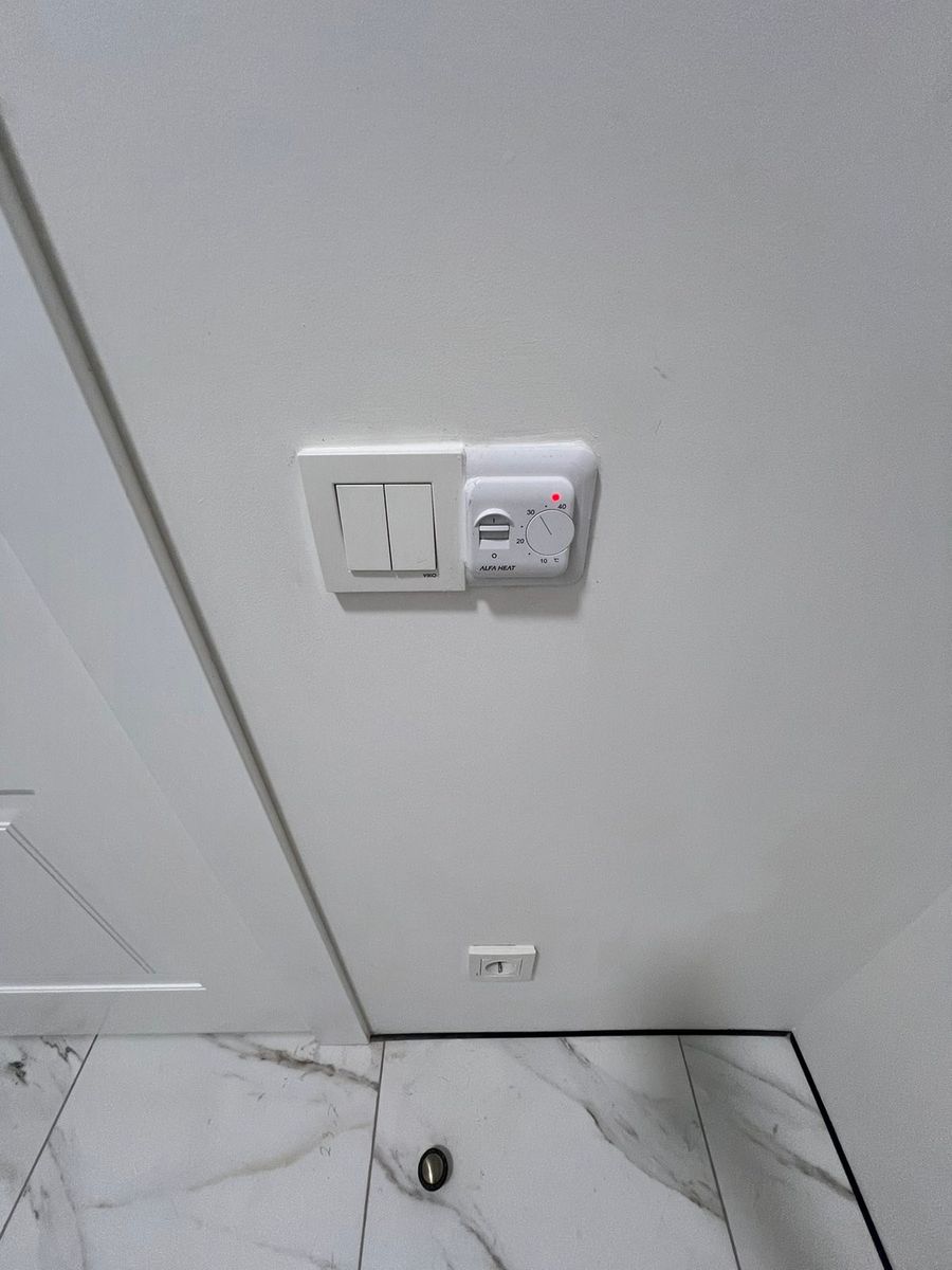 1839890989956643