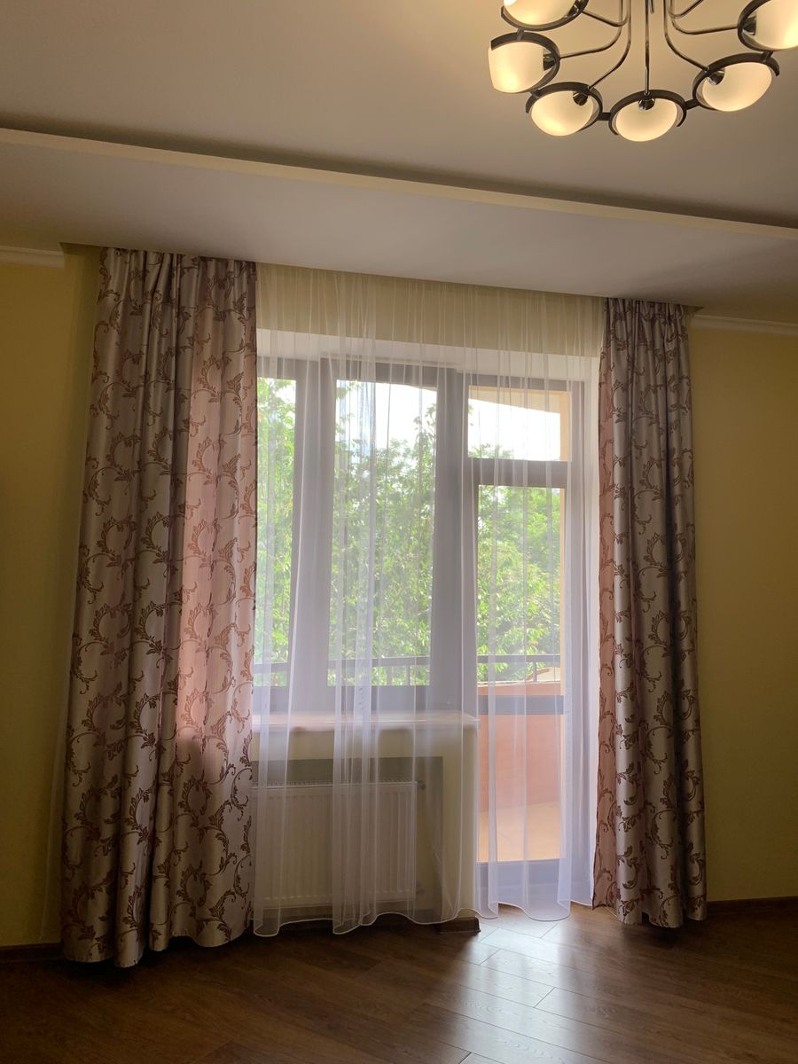 1805103831072644