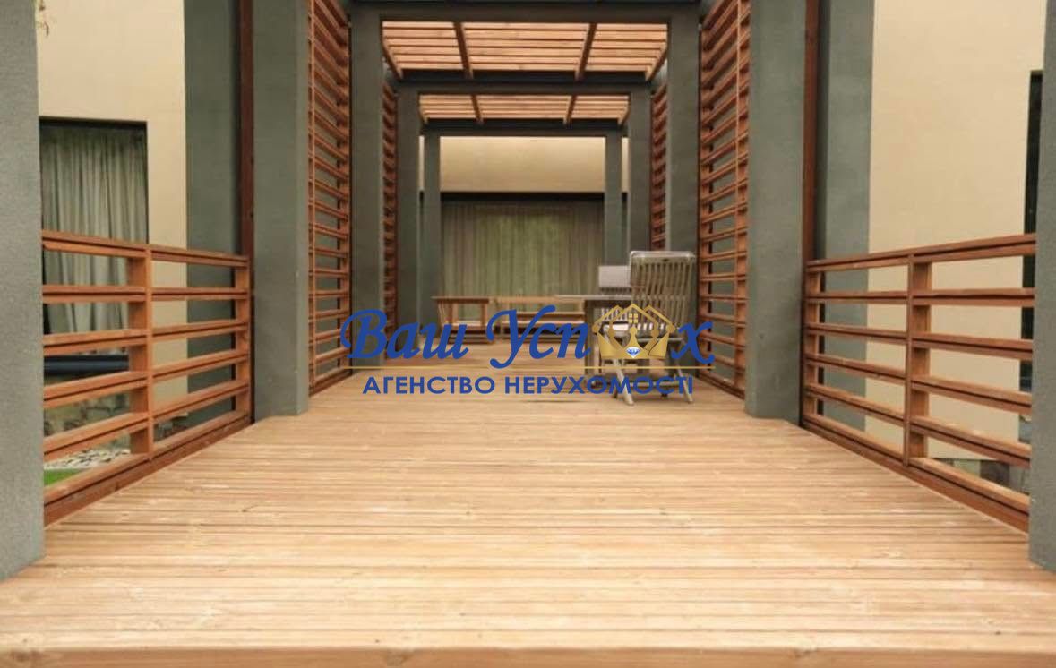 1828867611550644
