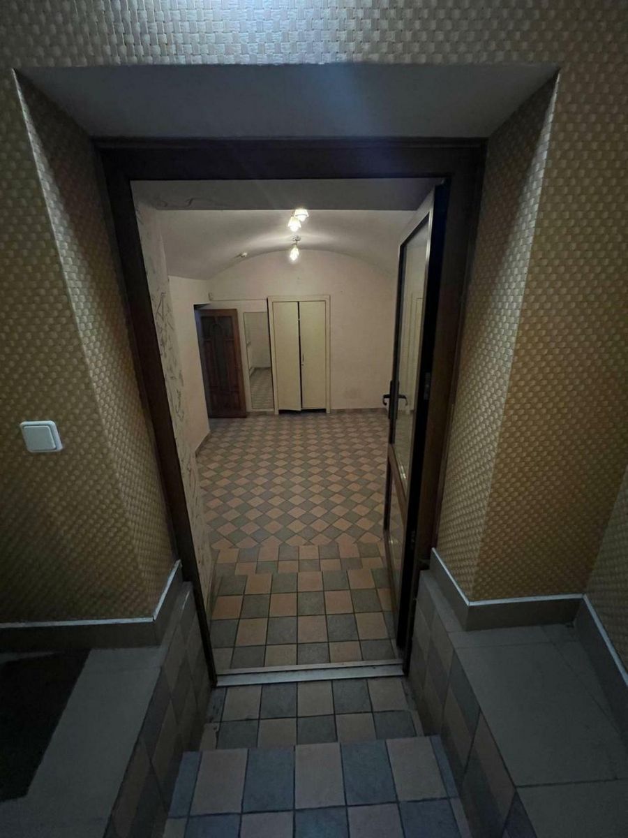 1836629589247644