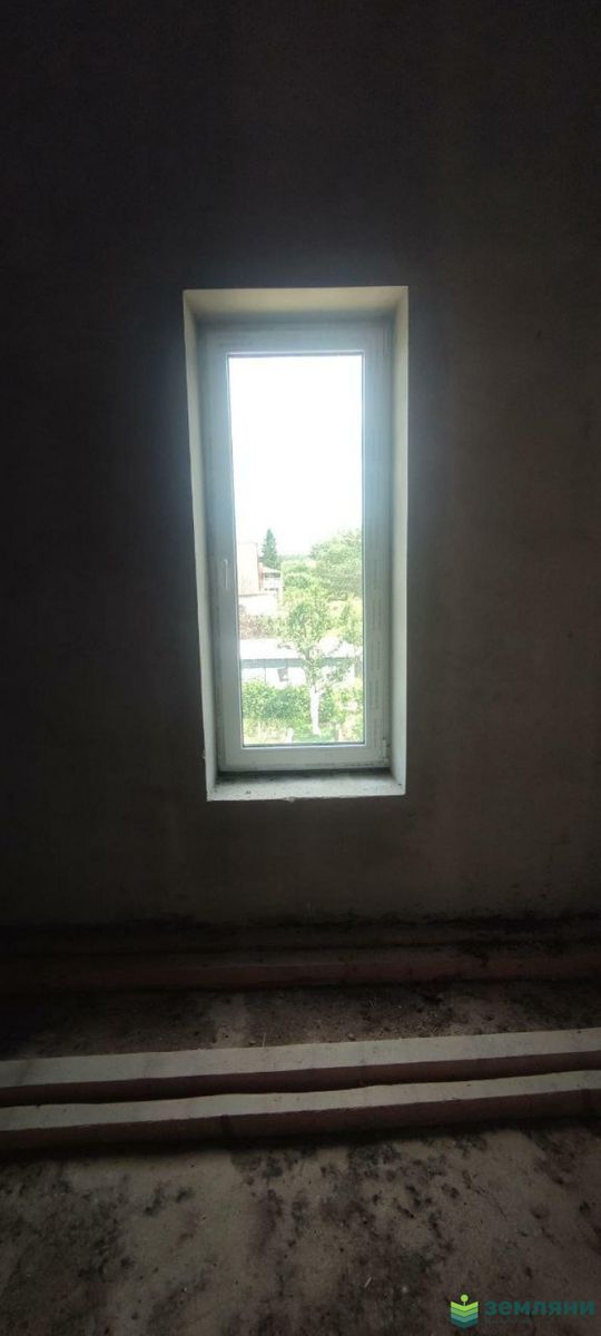1836989760723644