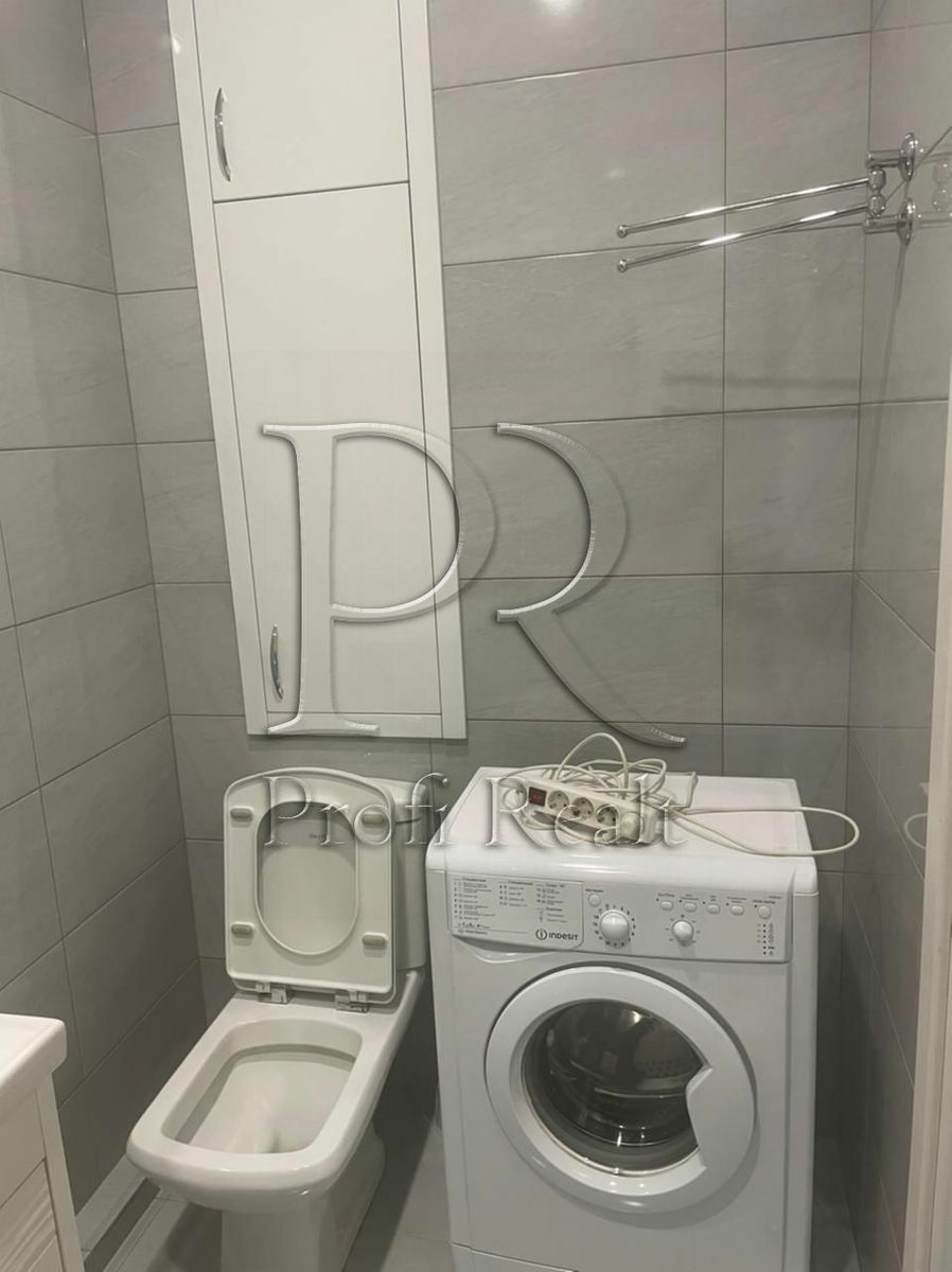 1837333038539644