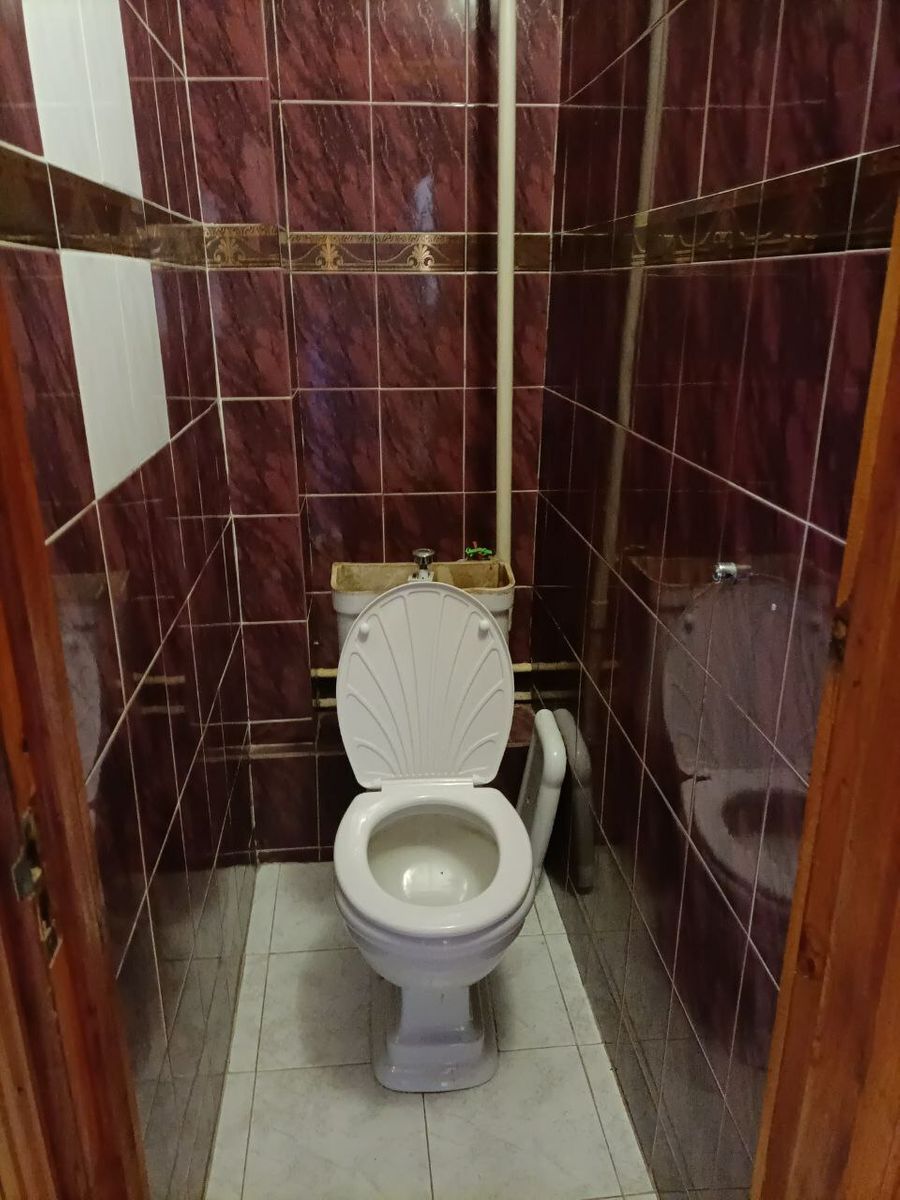 1831996767950645