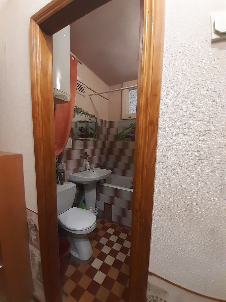 1841333646573646