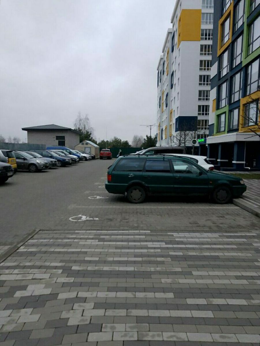1831894045524647