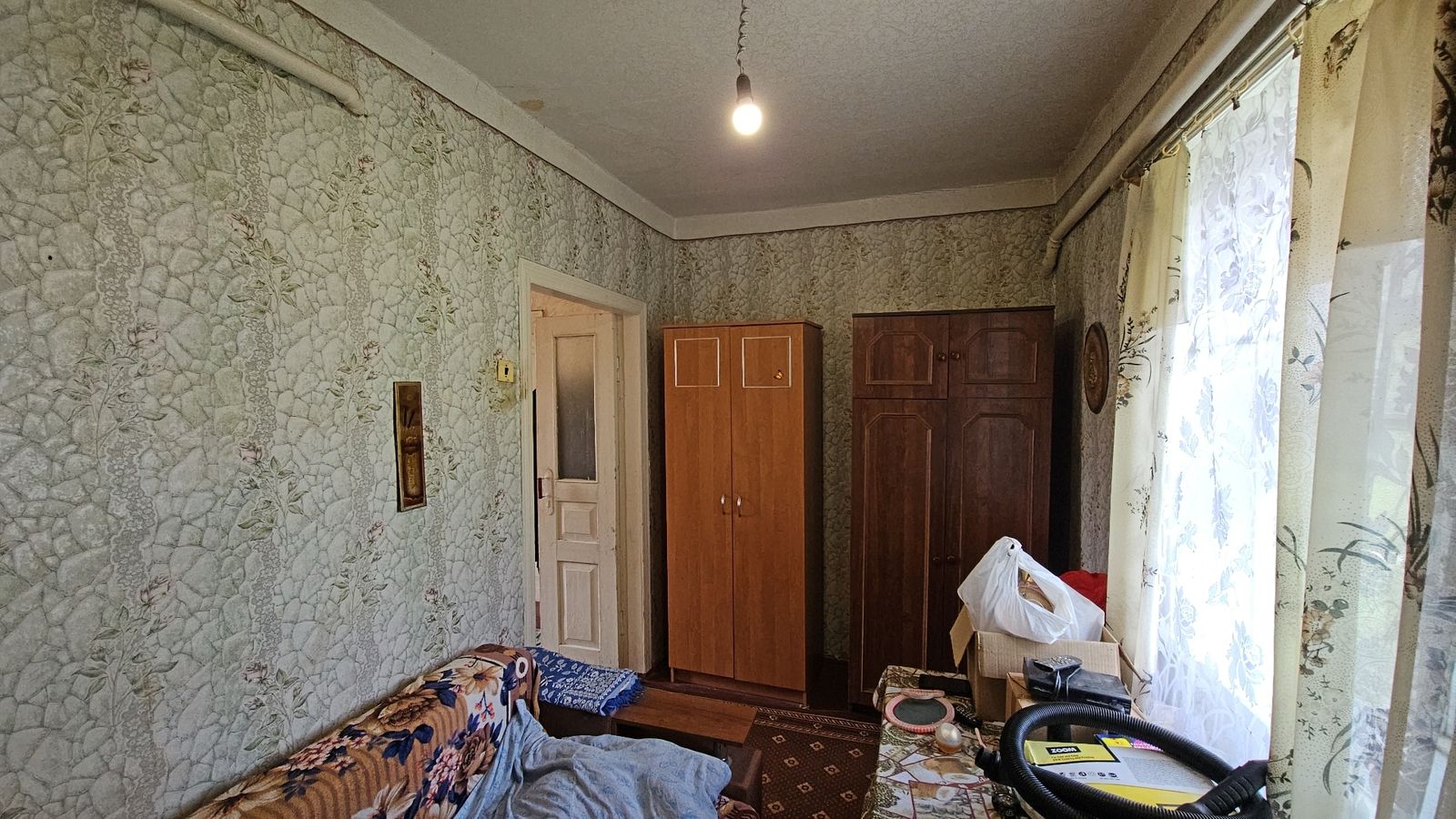 1840434996464647