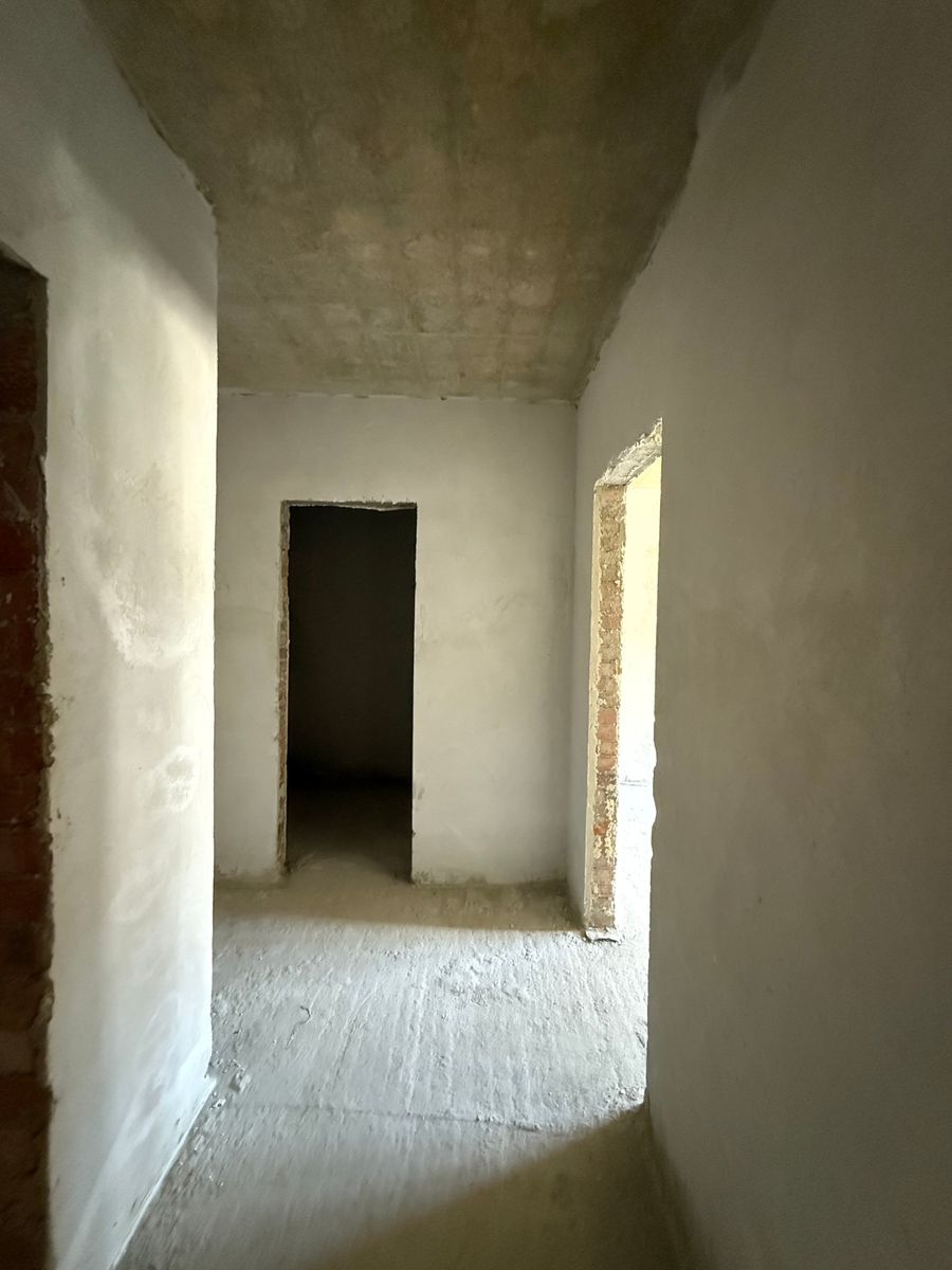 1841596590174647