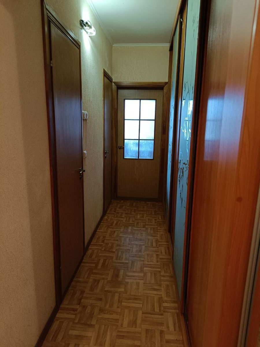 1818493373768065