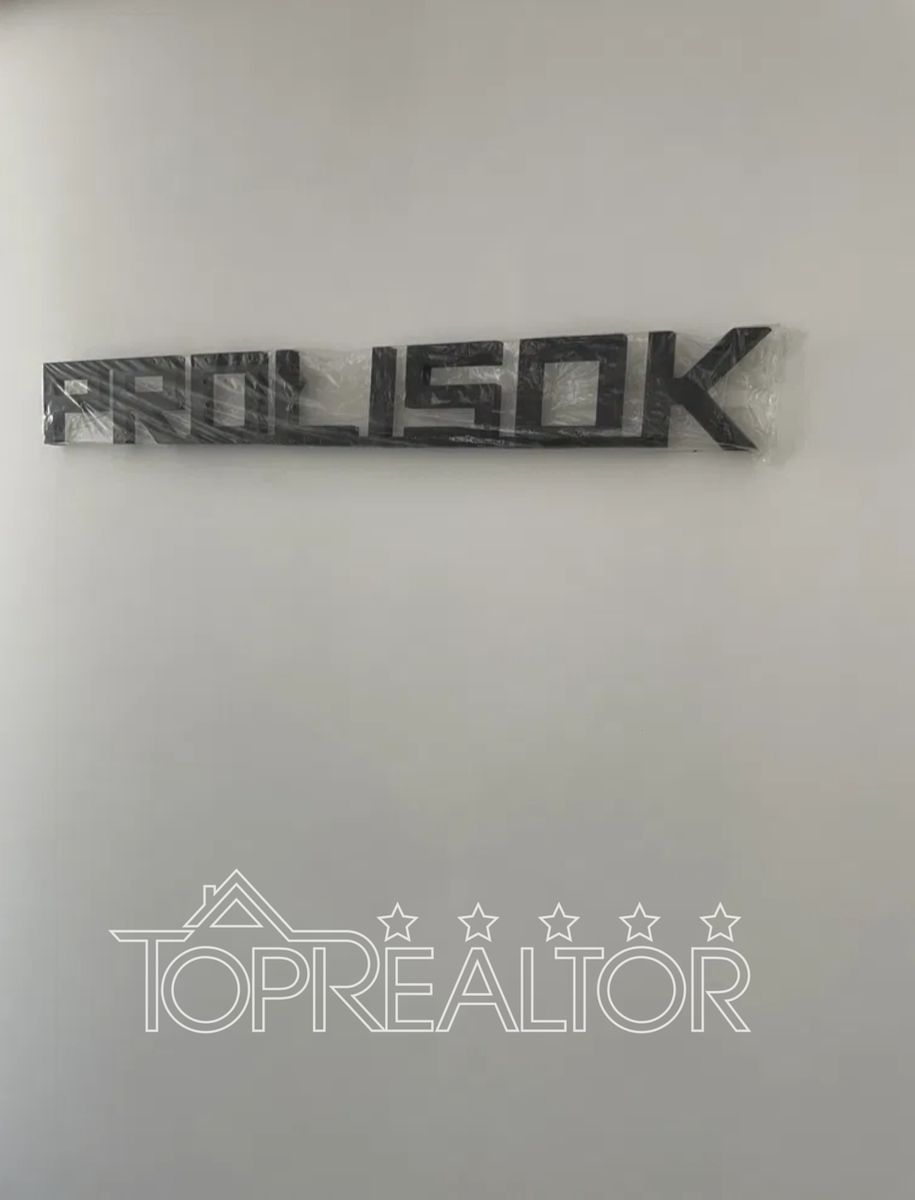 1830916093908650
