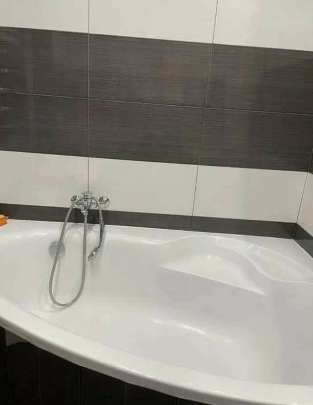 1838782086578652