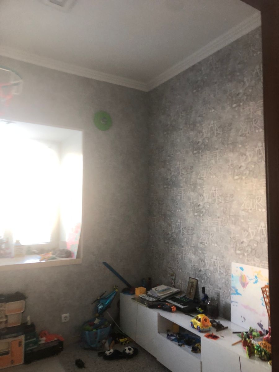 1834079792951653