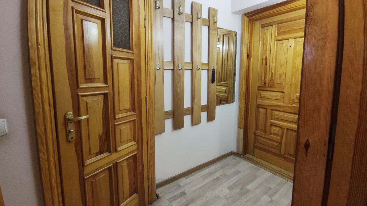 1836527286853653