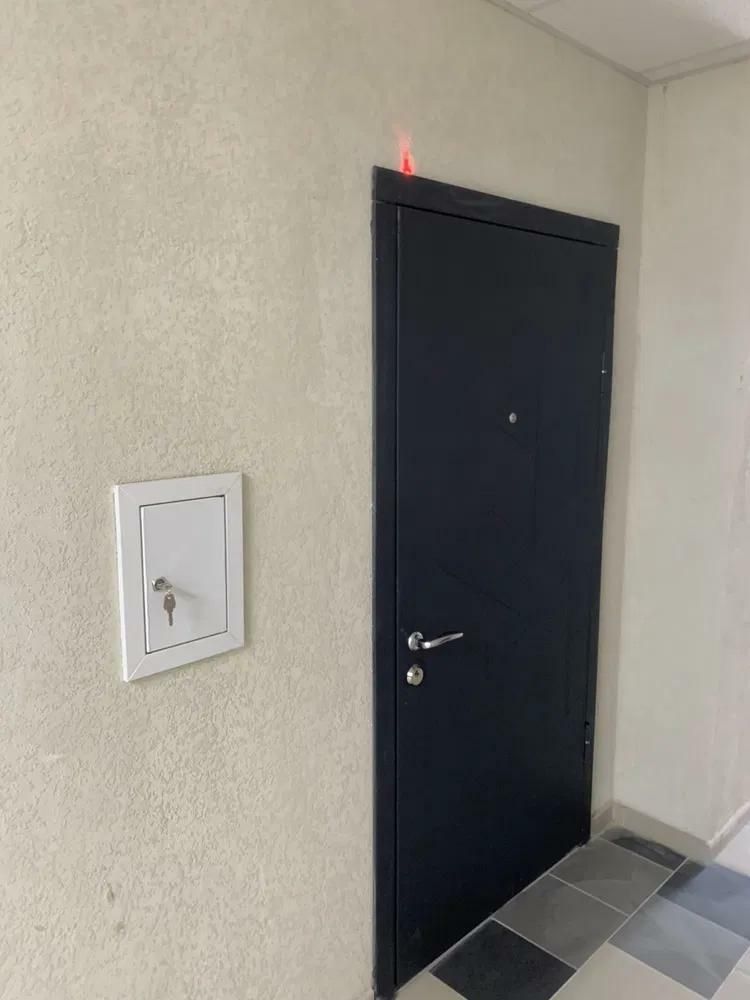 1830938811829654