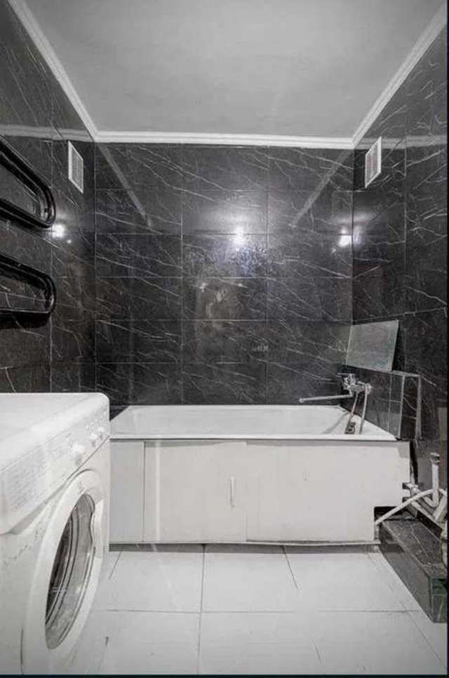 1839836230265654