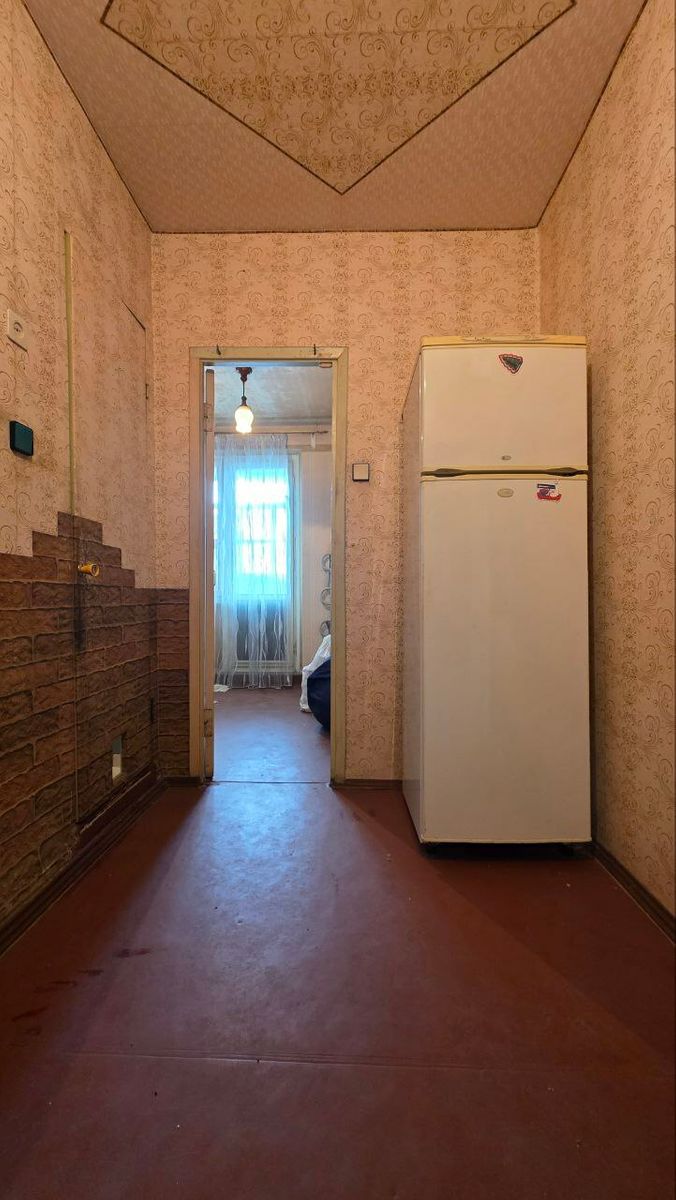 1835093436925655