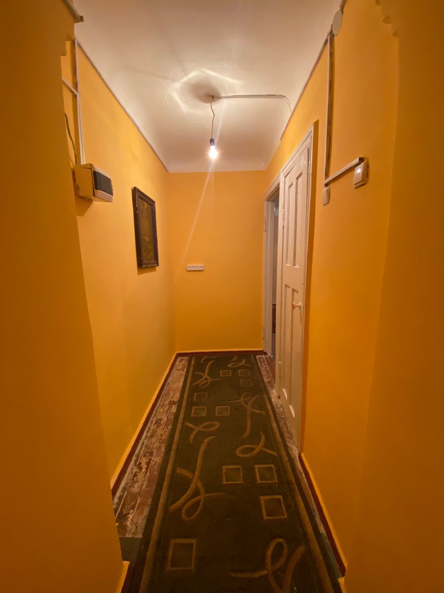 1839880963253656