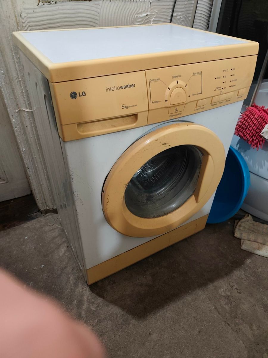 1835344637426658