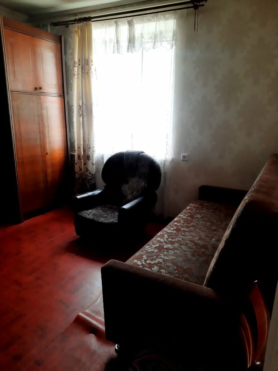 1800469261814066
