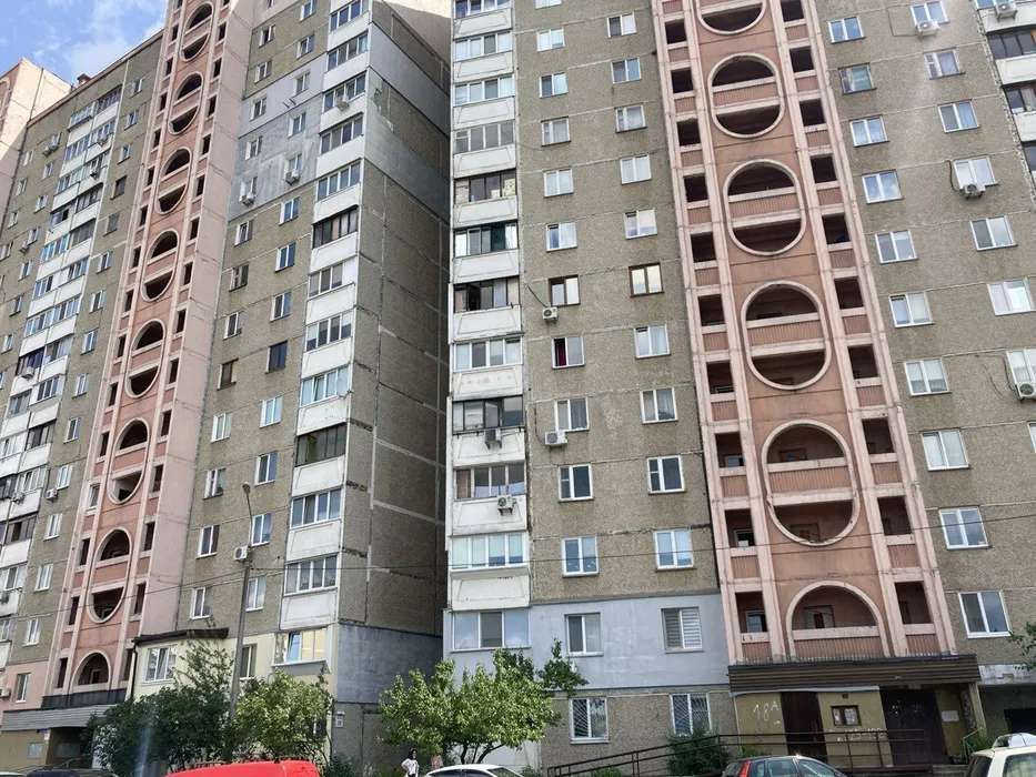 1837077183956662