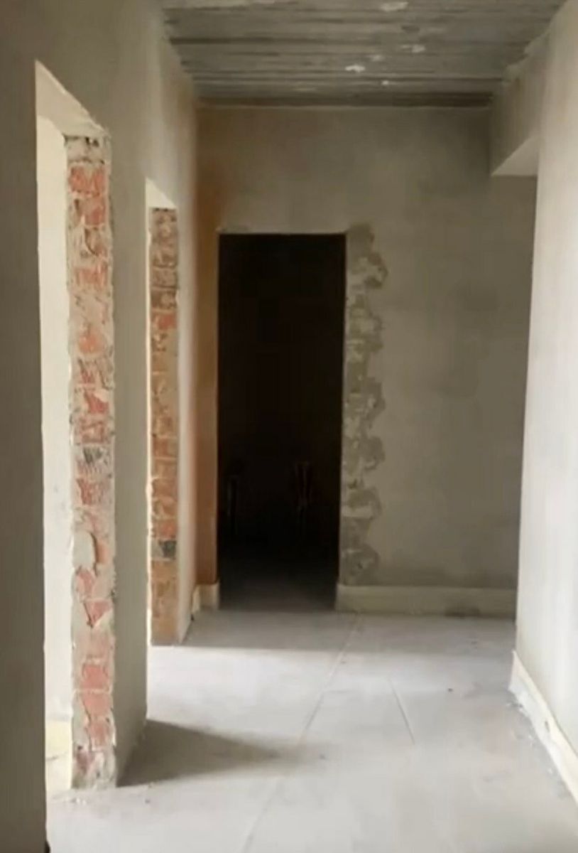 1837158308881663