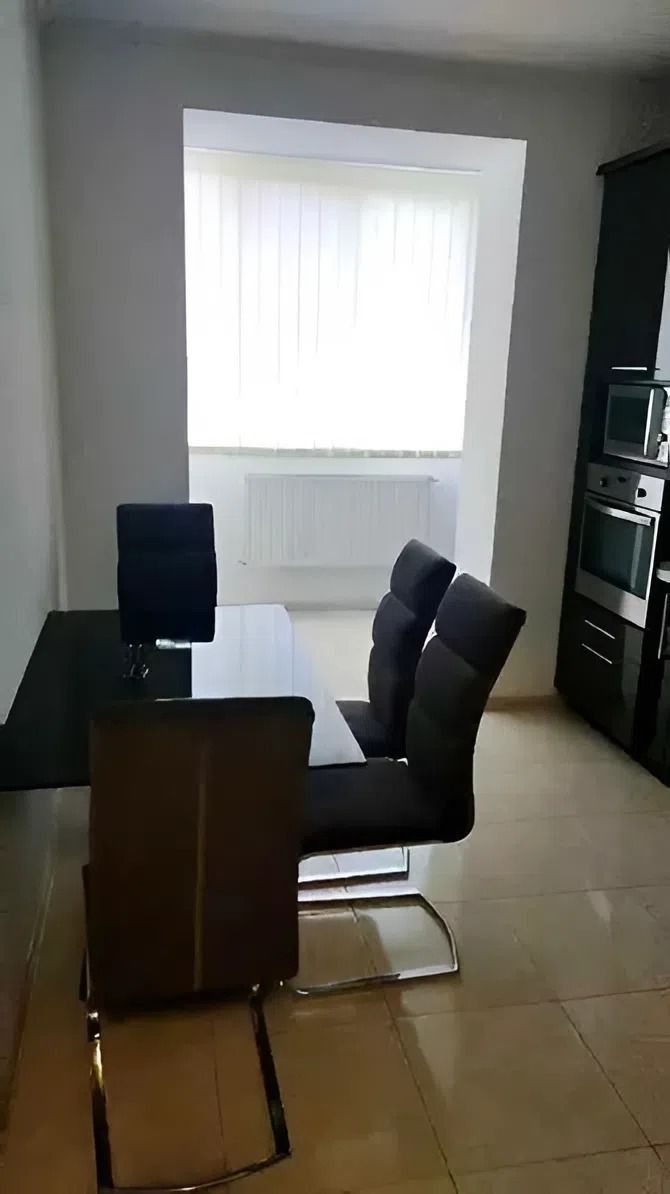 1839546870477663