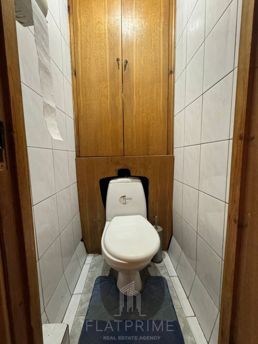 1831655353046665