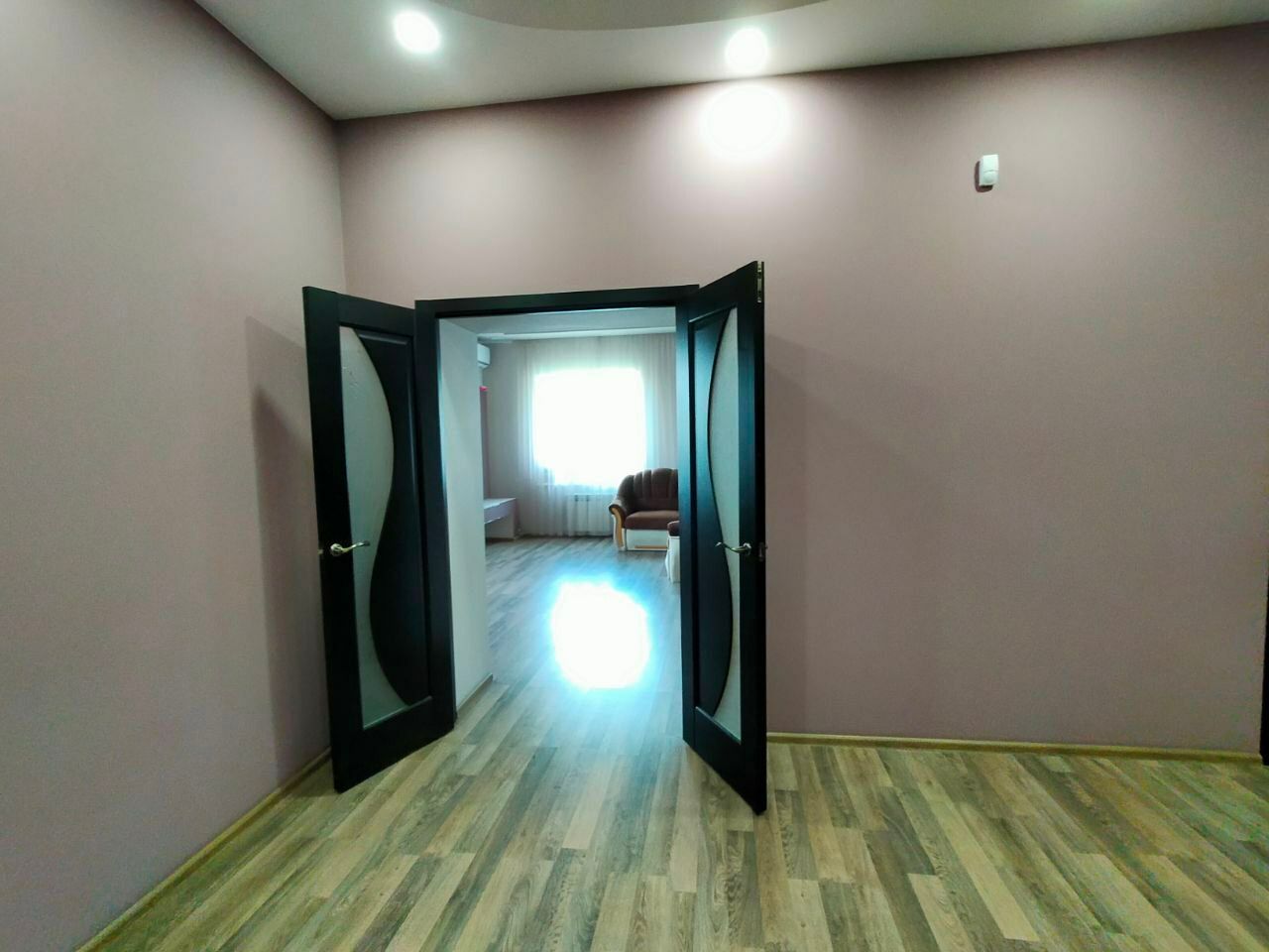 1831986466943665