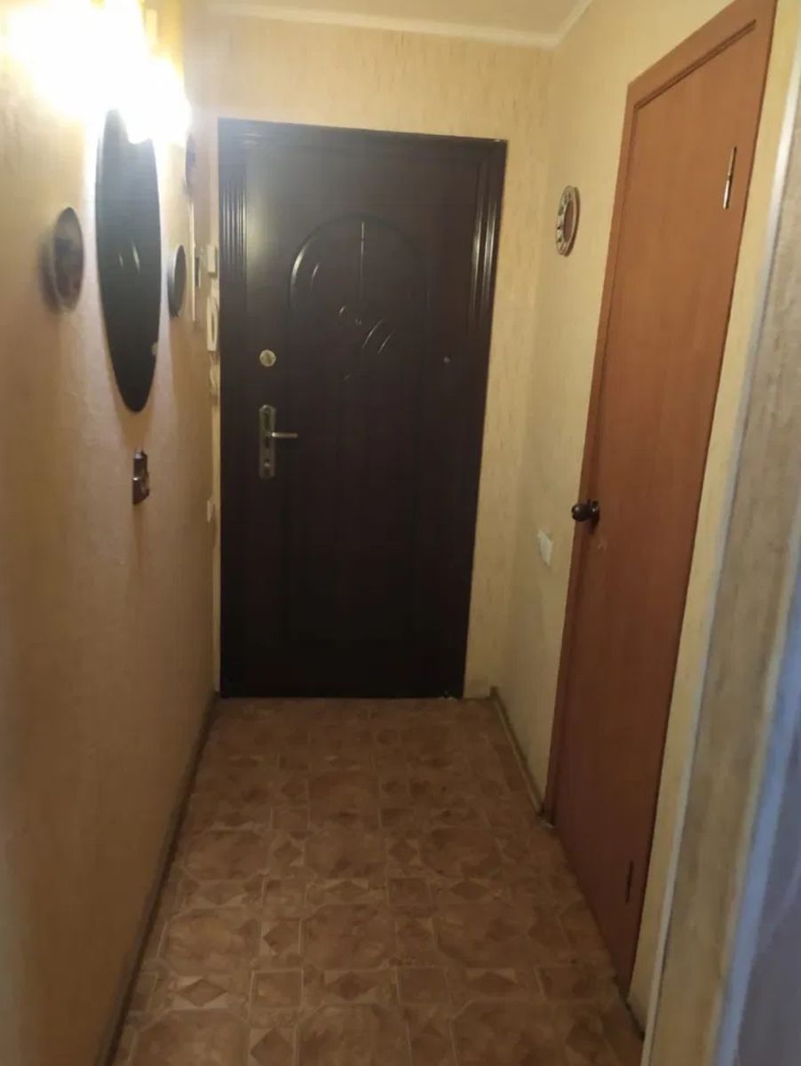 1832075738370665