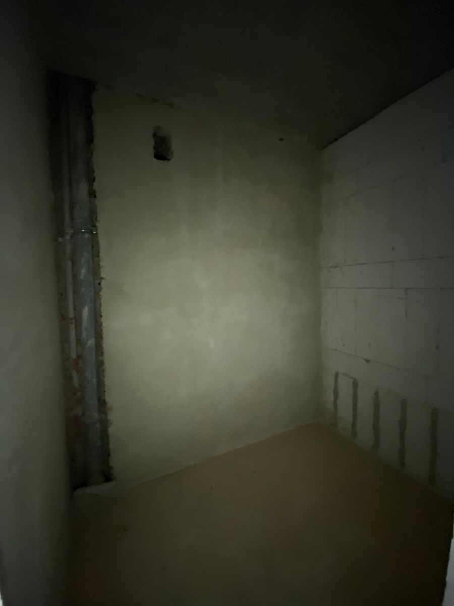 1826578551619666