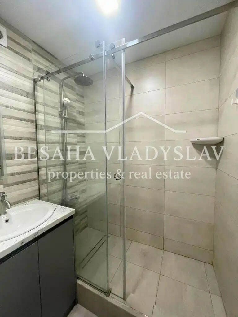 1837351378435666
