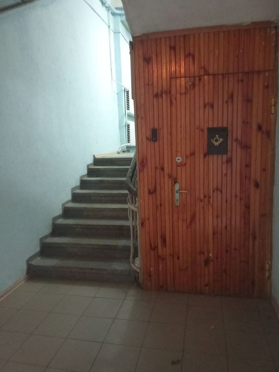 1831361565666667