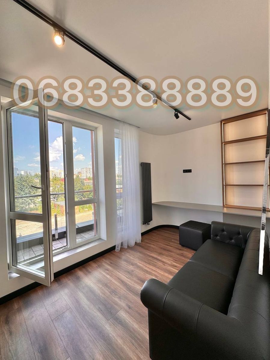 1831359398475668