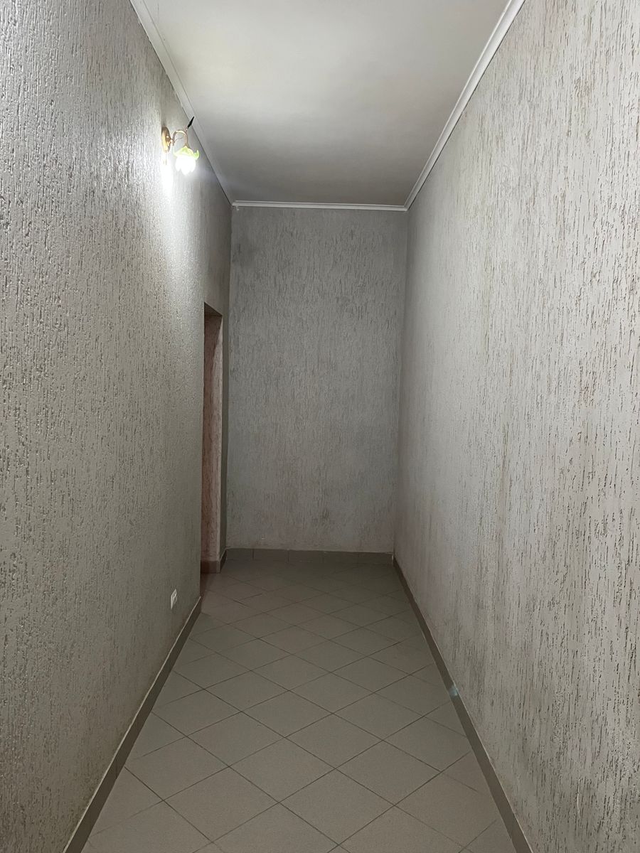 1833301845712668