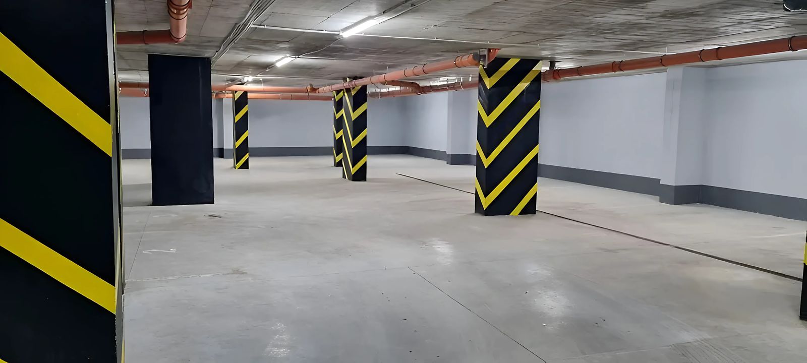 1834394718394669