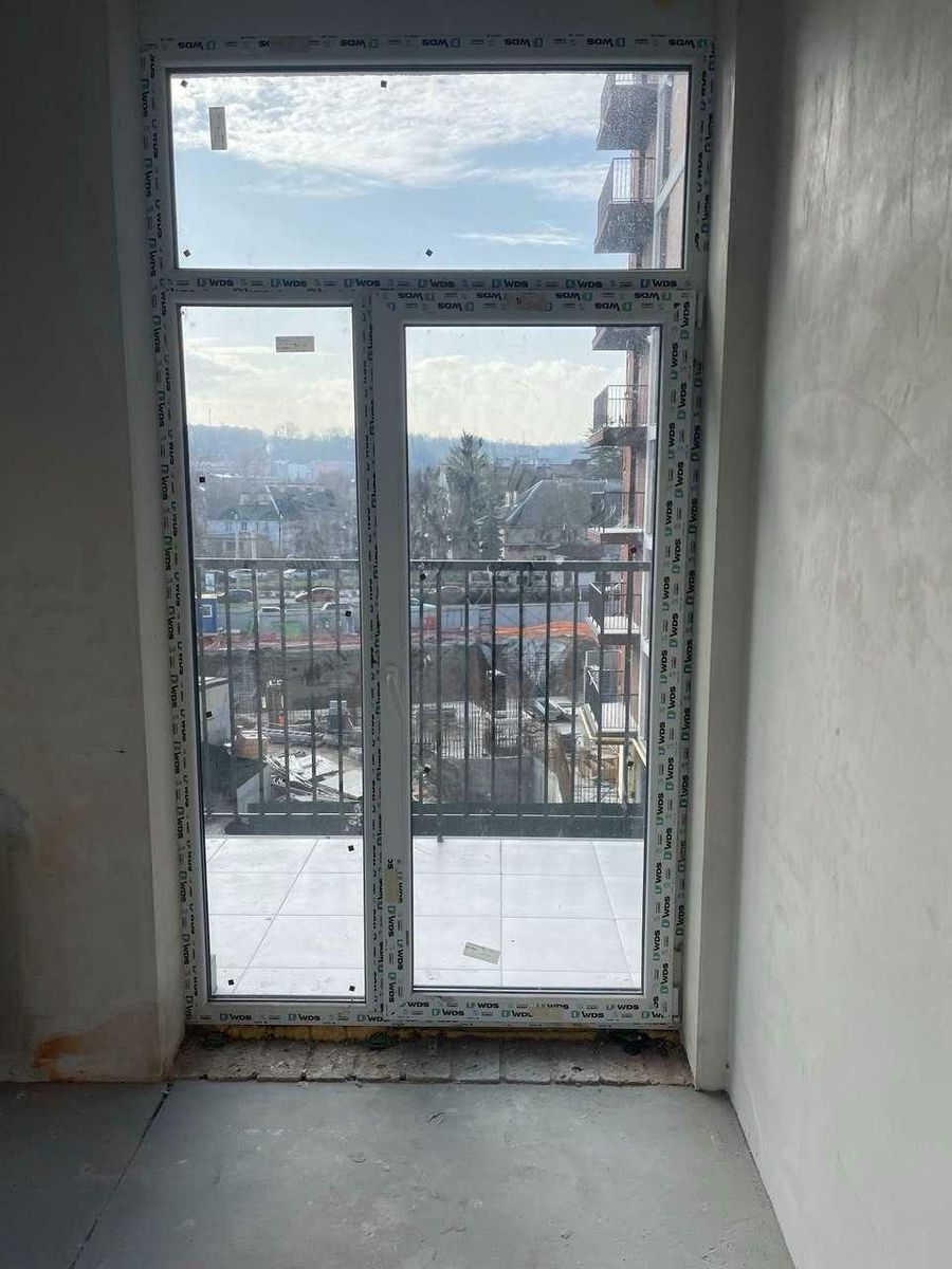 1800552720468067